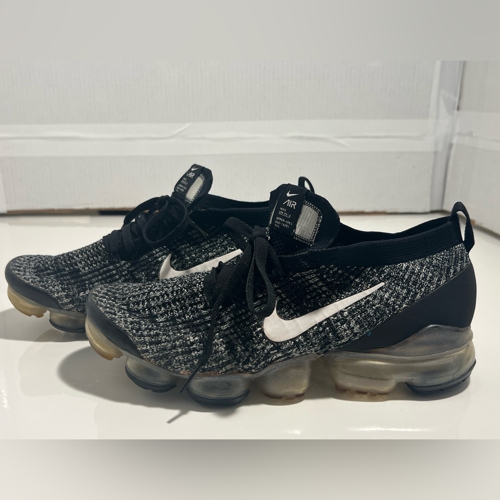 Nike Air Vapormax flyknit 3 Oreo shoe AJ6900-002 size 9 Men